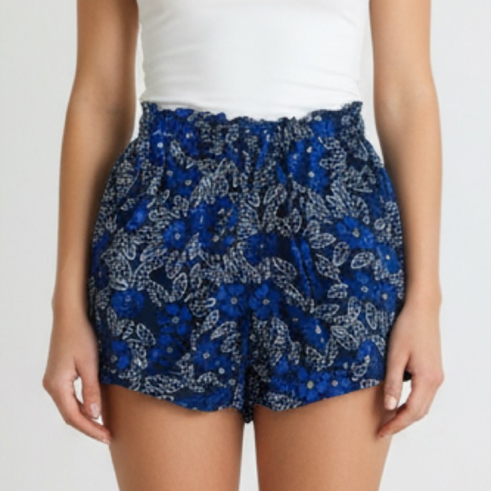 Blue Floral Women's Shorts XS